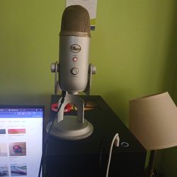 GREY blue Yeti Microphone