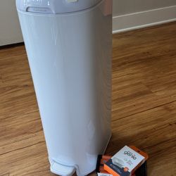 Diaper Genie Platinum Stainless Steel Pail (Lily White) + FREE 50-Bag Refill Set