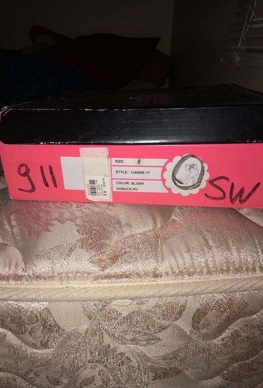 Charlotte Russe heels- size 6