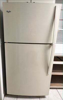 Kitchen Refrigerator 5'3ft X 3ft