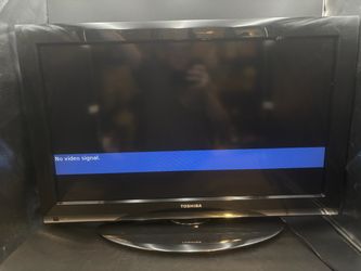 Share Toshiba 32" LCD TV (Model 32C110U1)
