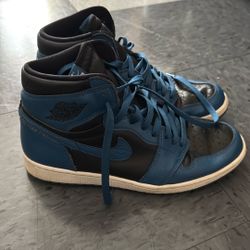 size 10 Nikes 