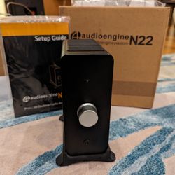 Desktop bookshelf Speaker Amp - Audioengine N22