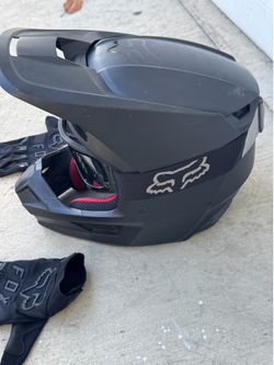 Fox Racing V1 XXXL 65-66 , Fox goggles & Fox gloves