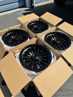 Brand New 20x9 +1 Offset Fuel Rincon Wheels For 8x165 Ram and Chevy/GMC HD Trucks