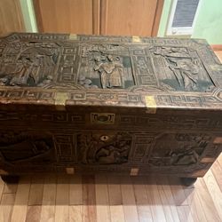 Beautiful antique Chinese hand carved wood chest