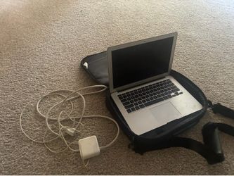 MacBook Laptop 2022 Edition