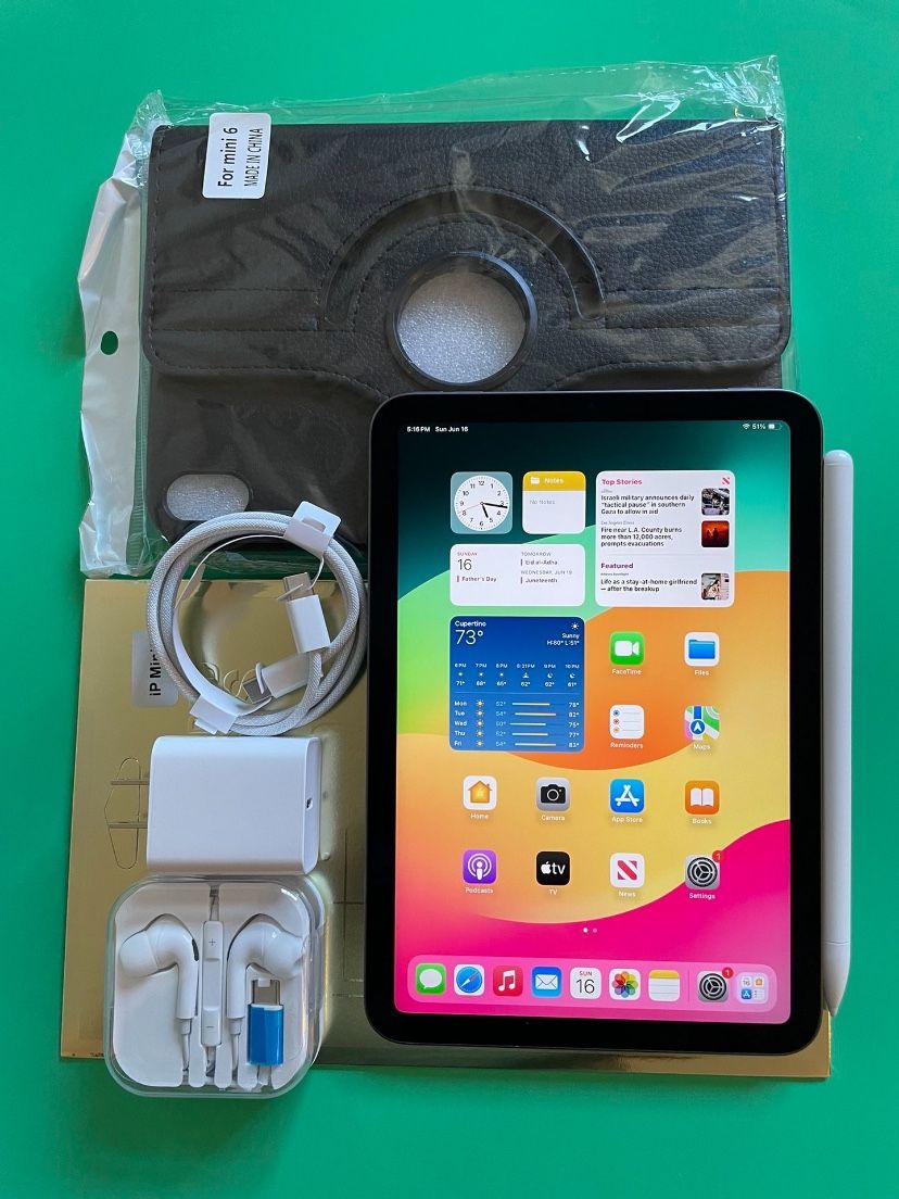 Apple Ipad Mini 6th Generation (2021 model / 8.3” Retina Display) 64GB with stylus pen case & Accessories (256GB $479)
