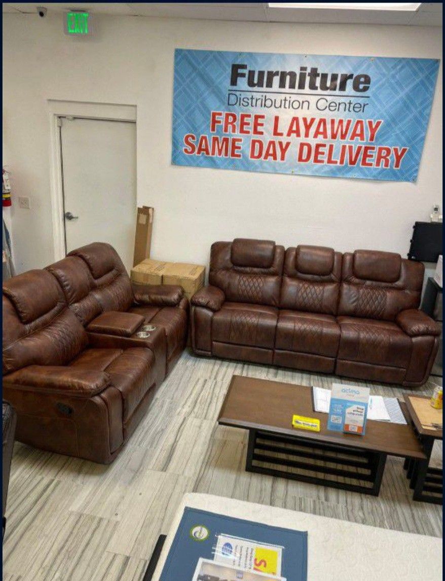 *Spring Sale Event*---Santiago Sleek Brown Leather Reclining Sofa/Loveseat Sets---Delivery And Easy Financing Available👌