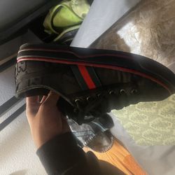 Size 42 Guccis 