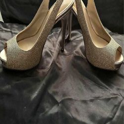 Party Clothes – Glow with Elegant and Trendy Looks person the