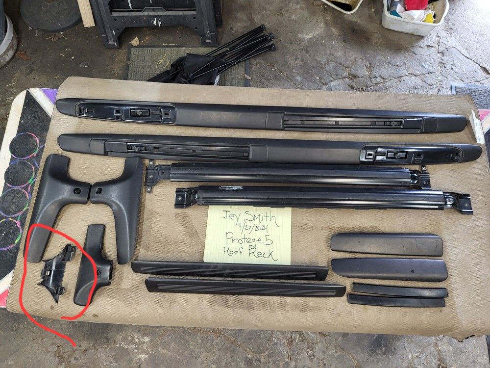 Mazda Protege5 Roof rack kit
