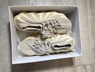 Cloud White Yeezy 450