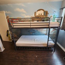 Twin Bunk Bed With Trundle