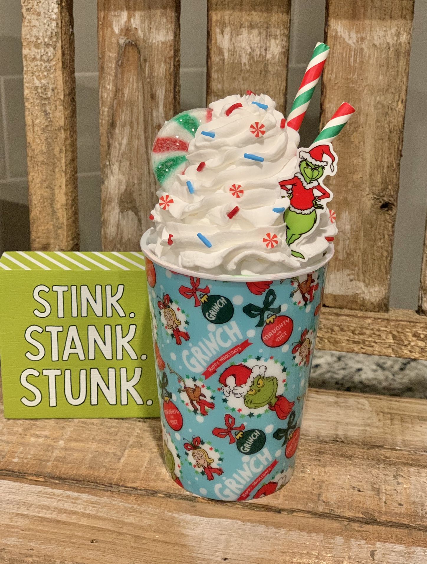 Faux Grinch Frappuccino 