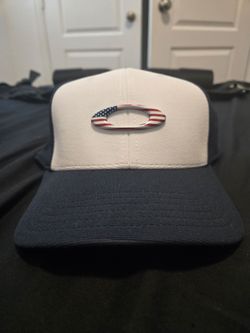 Oakley USA Hat Size Men's Large/X-Large
