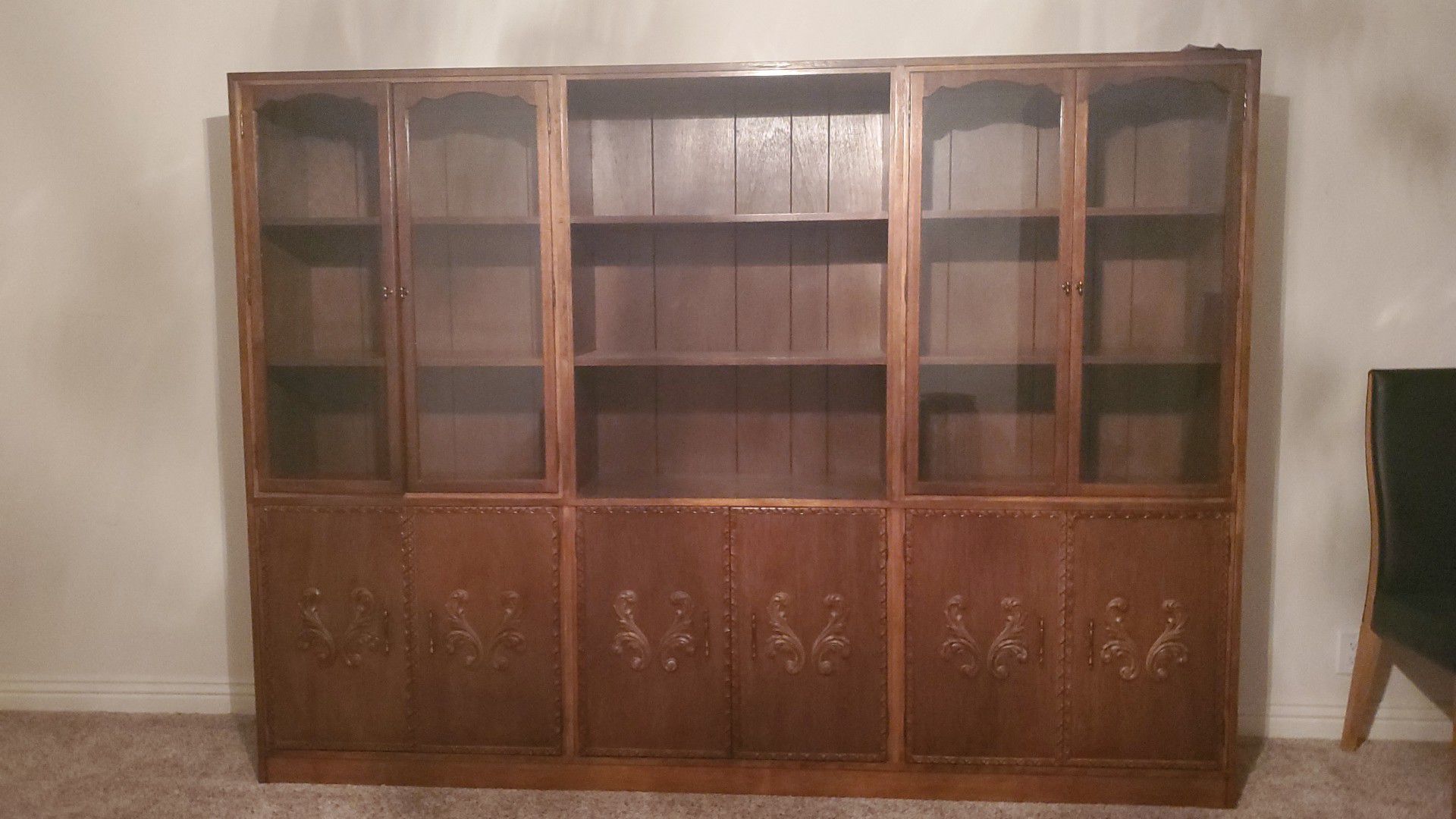 Antique Cabinet Great Condition!