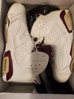 4 pairs of different Jordan's size 14