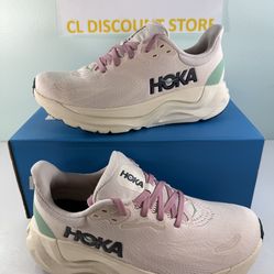 New Hoka One One Women's Arahi 8 Running Sneaker Shoes 1168691 RCRM - size 6B