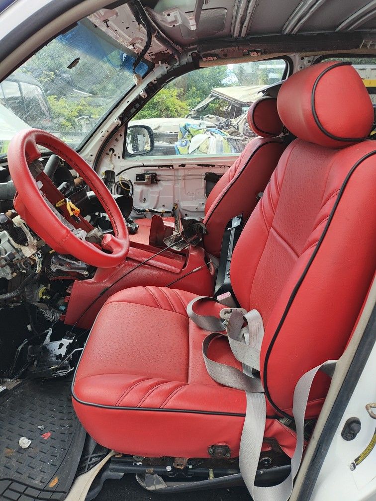 2005 Toyota Tundra Seats And Other Parts