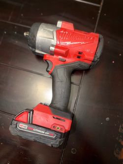 Milwaukee Fuel M18 High Torque 1/2 Impact Wrench