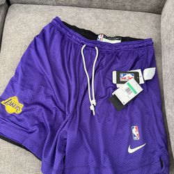 Lakers shorts