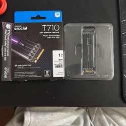 Crucial T710 1TB PCIe Gen5 NVMe M.2 SSD w/ Heatsink – 14,900 MB/s (Open Box)