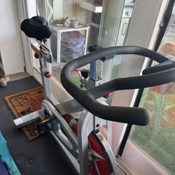Exercise Bike - Sunny Health & Fitness 