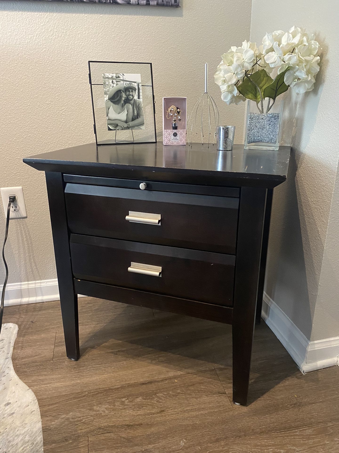 Black Night stand for Sale in Denver, CO OfferUp
