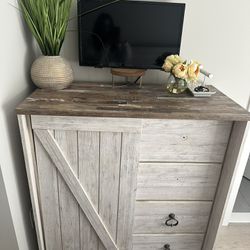 Dresser With Sideboard