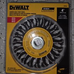 DeWALT 4 inch Carbon Cable Twist Wheel DW4930