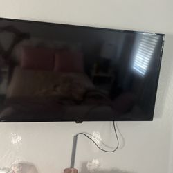 42in Insignia Smart TV