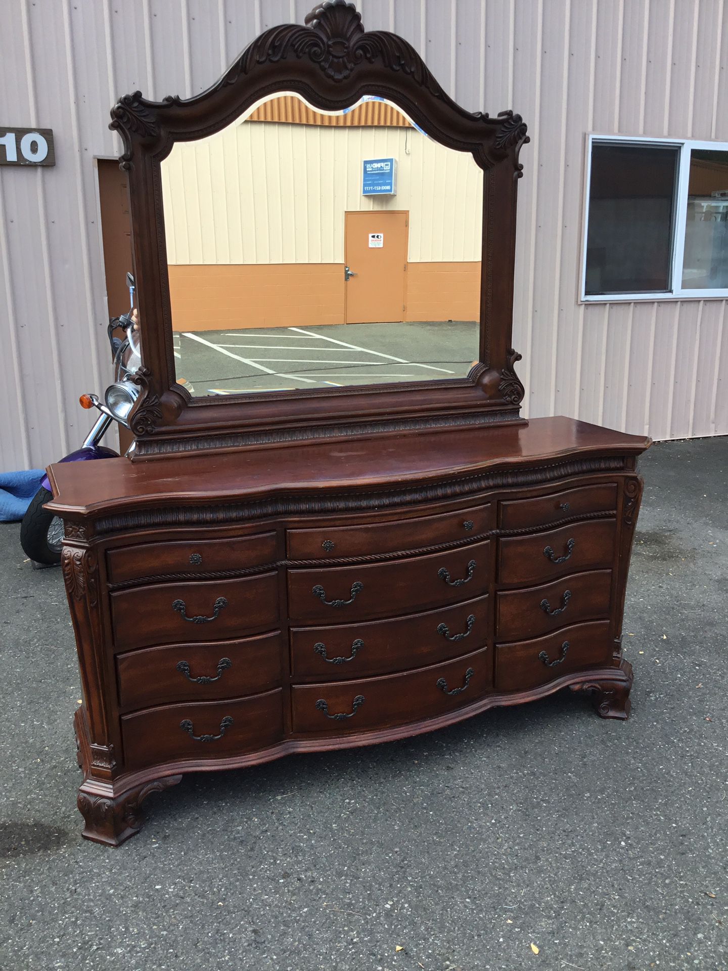 Gorgeous Twelve Drawer Dresser with Mirror / Buffet / Sideboard Table - Delivery Available