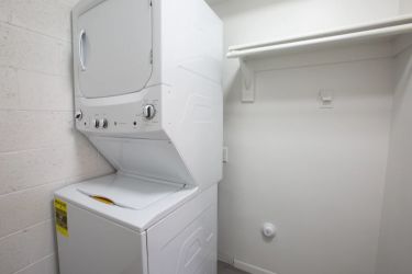 Studio Move In special