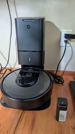 iRobot Roomba i8+ Robot Vacuum w/ Clean Base Self-Emptying Dock & Box (Costco Bundle)