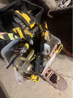 Milwaukee & DeWalt Tools