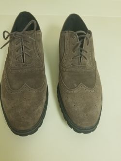Saks Fifth Avenue Brown Suede Shoes. Size 12M.
