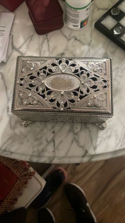 Things Remember Jewelry Box