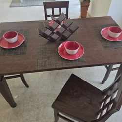 Wooded Table With 4 Chairs