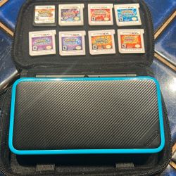 Nintendo 2DS XL Pokémon Bundle