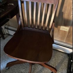 Classic Wooden Office Chair 