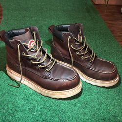 Red  Wing Irish Setter Ashby Work Boots - Men’s Size 7D