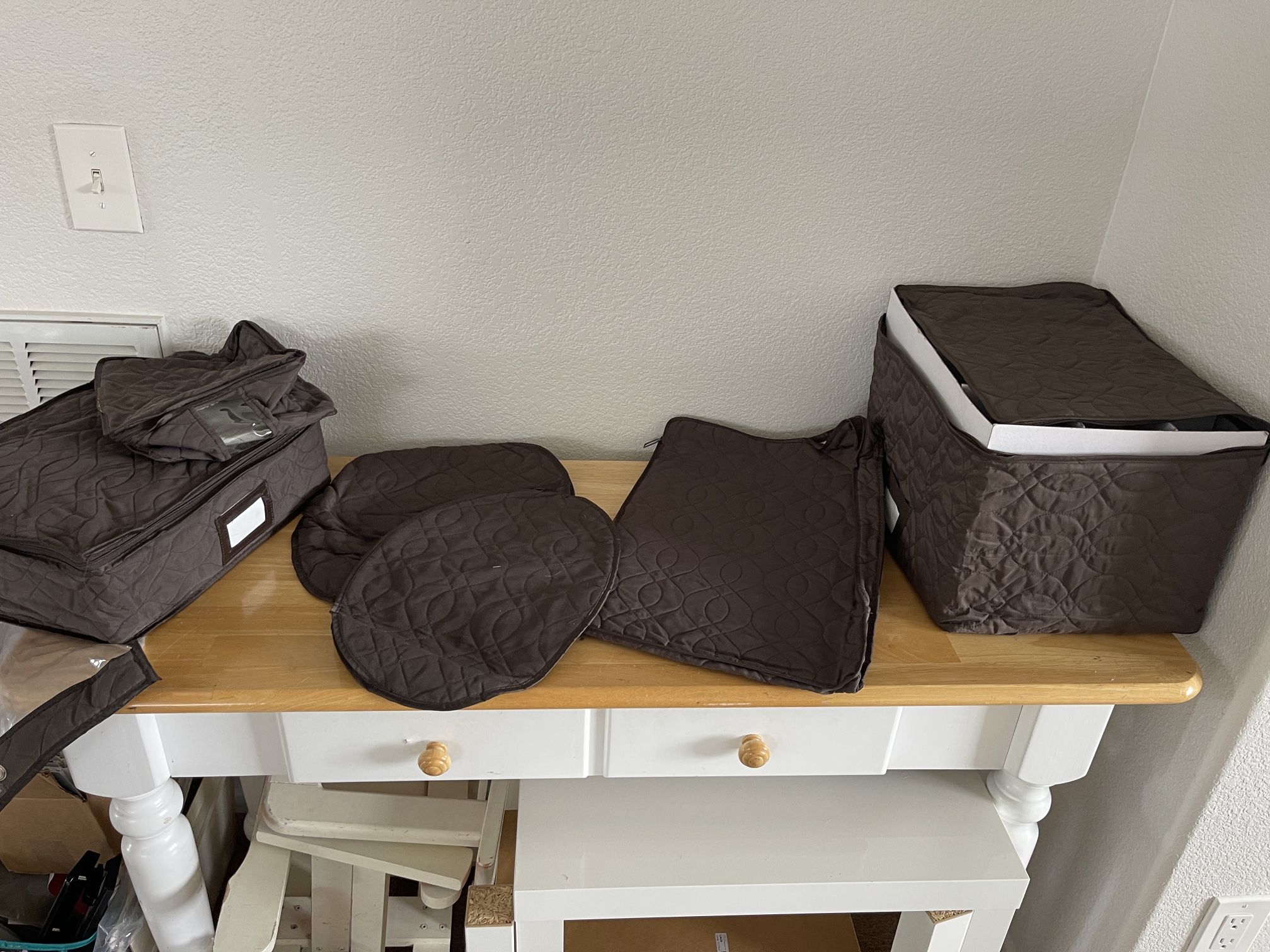 Zippered China Set Covers