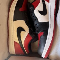 Jordan 1 Low Bred Toe