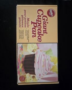 Witon Giant Cupcake Maker