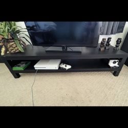 Low TV Stand