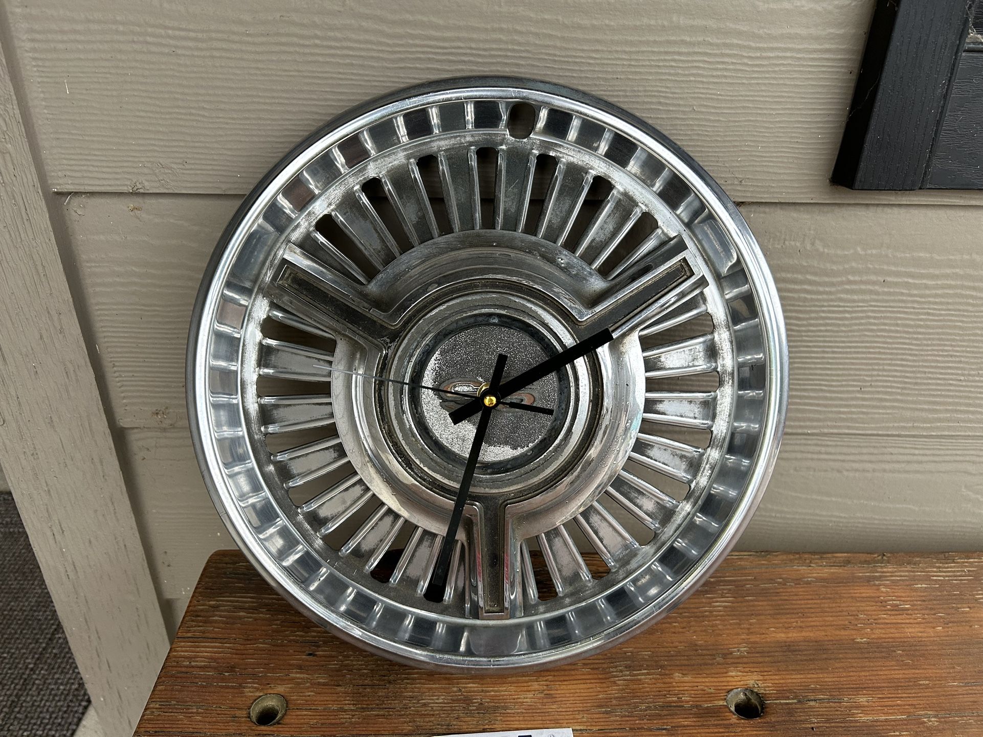 Chevy Ss Hub cap Clock