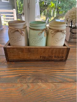 Kitchen utensil holder
