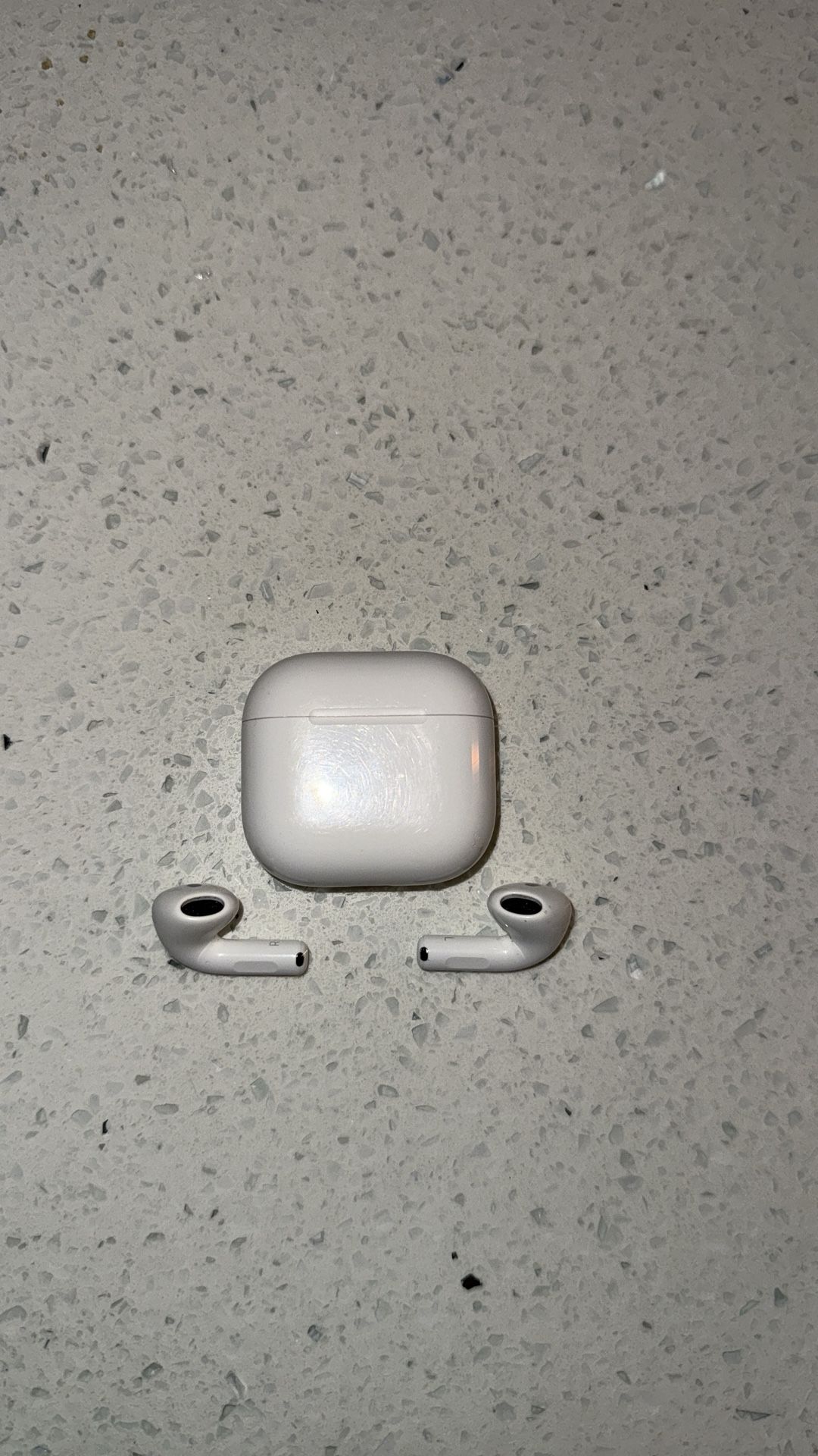 AirPods 4th Gen