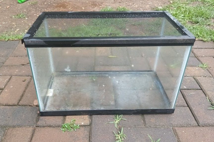Small Aquarium For Sale